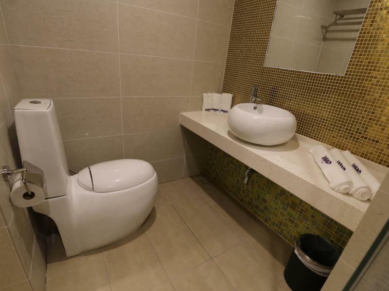 Wiwo Hotel Bintulu Bagian luar foto